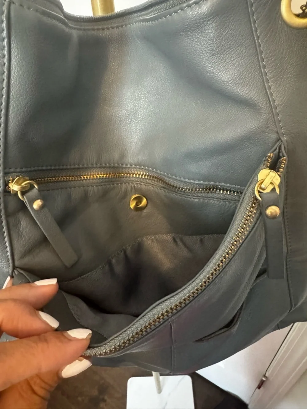 Great American Leatherworks Classic Slate Leather Crossbody Bag - Slate Gray